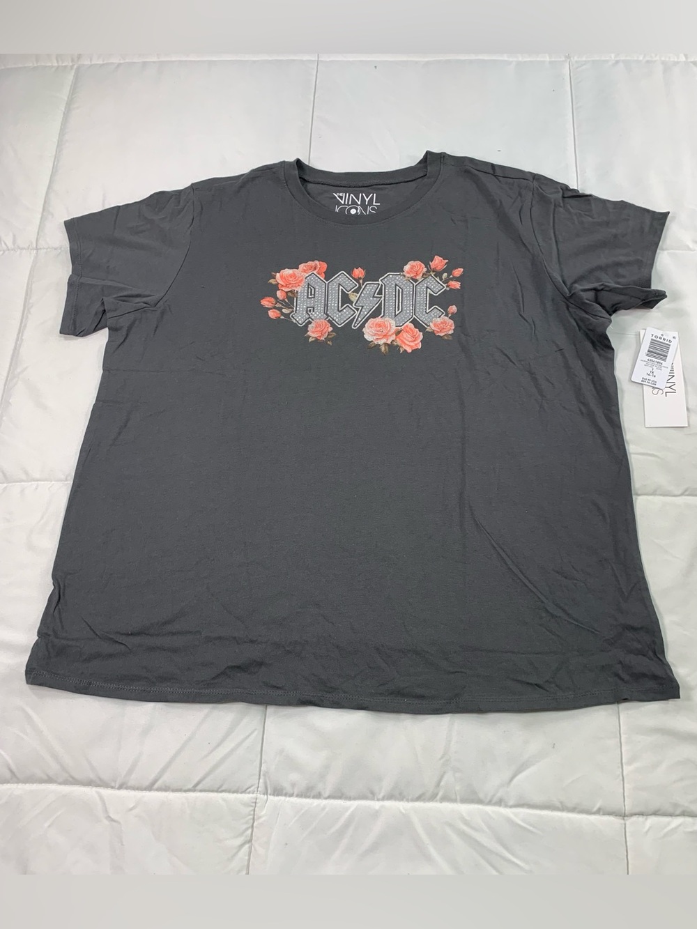 New torrid ACDC BOYFRIEND FIT COTTON CREW EMBELLISHED TEE size 1X